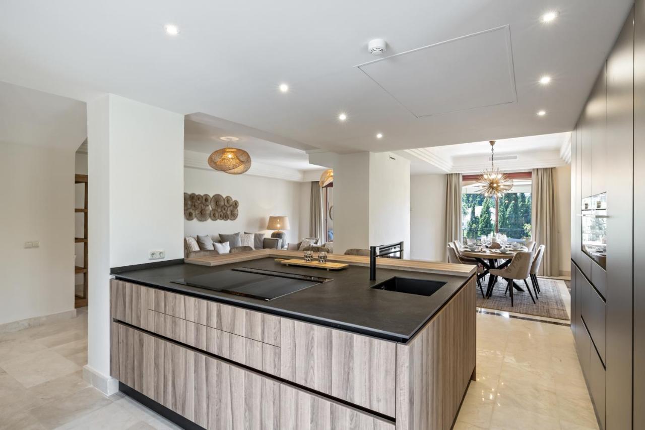 Vacation Marbella I Villa Vasari, Near Marina, Private Pool, Rooftop Views, Big Groups Экстерьер фото