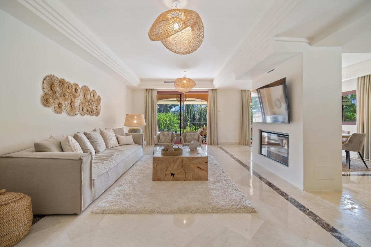 Vacation Marbella I Villa Vasari, Near Marina, Private Pool, Rooftop Views, Big Groups Экстерьер фото